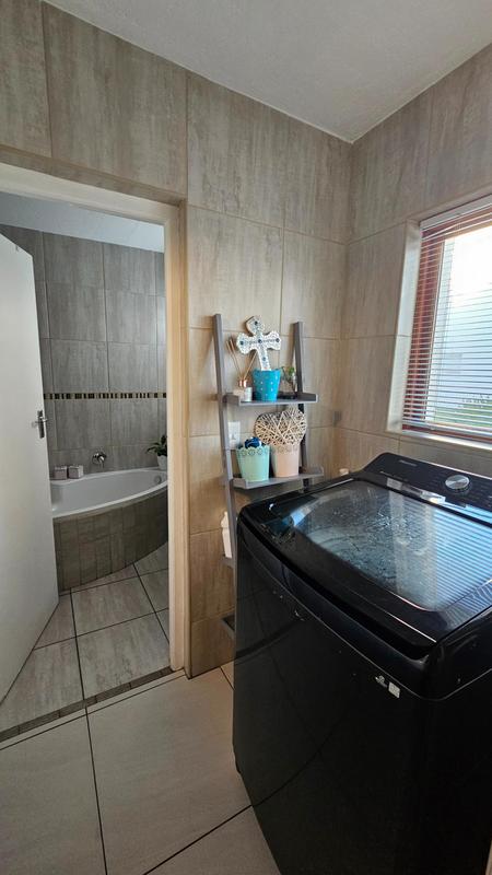2 Bedroom Property for Sale in Dwarskersbos Western Cape